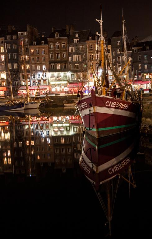 Апартаменты Honfleur Location Экстерьер фото